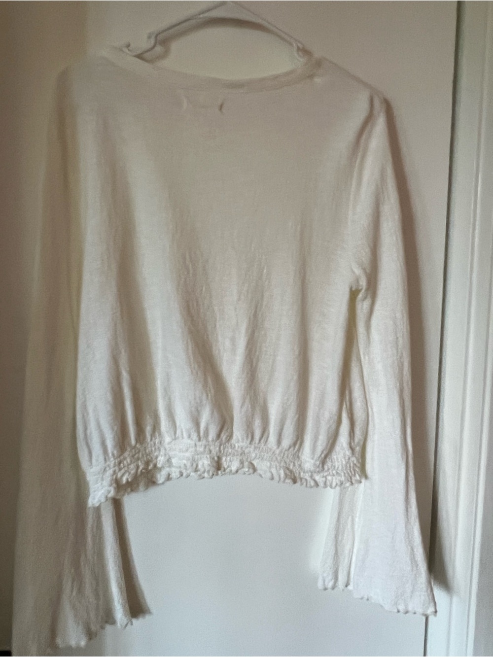 Madewell Cotton Ovory Long Sleeve Top with Ruffled Hem, beautiful bell sleeves.